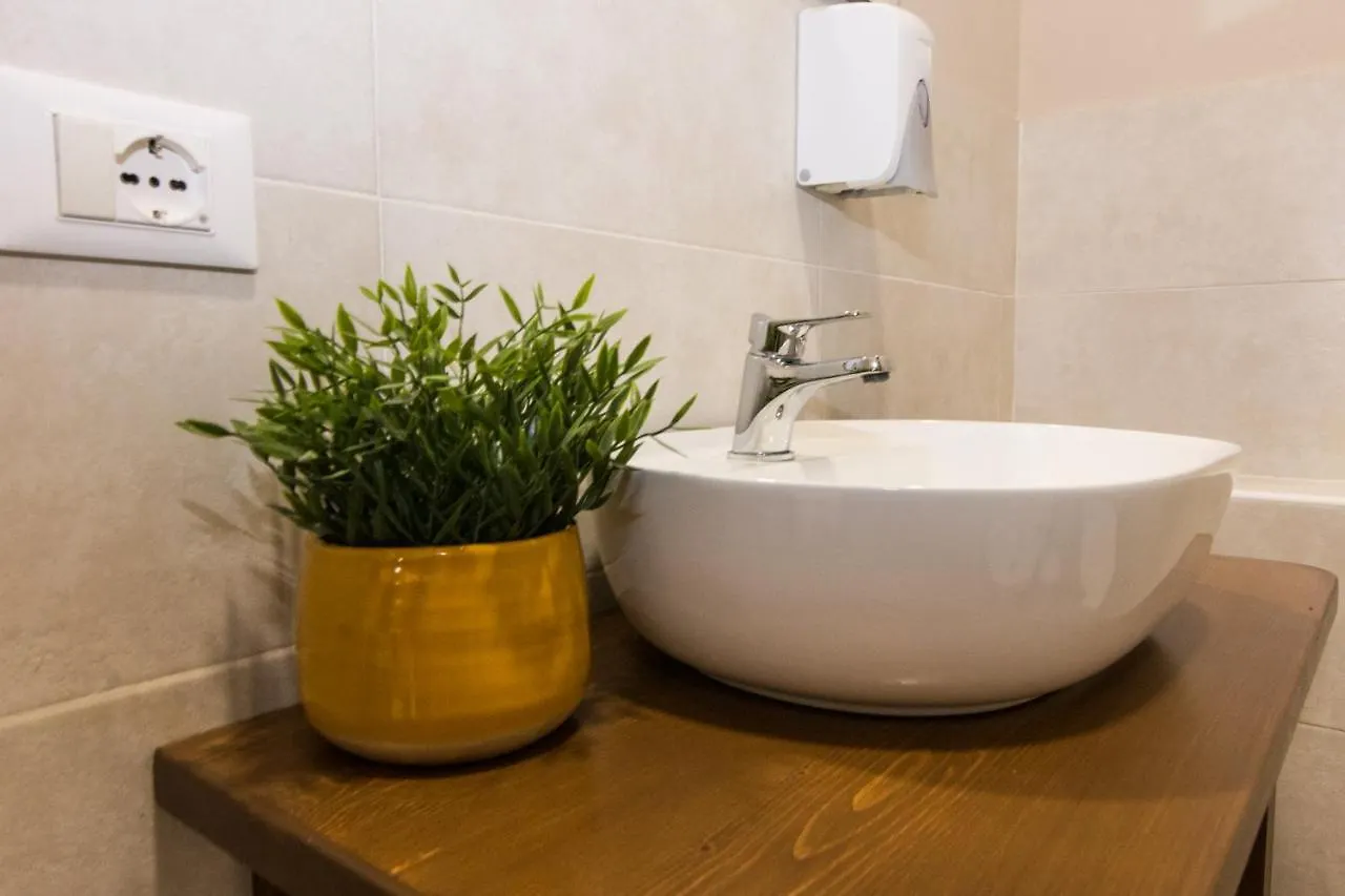 Dimora Lupo_Lifestyle B&B Catânia Itália